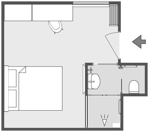 Hotelzimmer in Grau und Rot